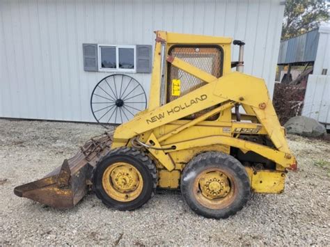 Sperry New Holland L325 